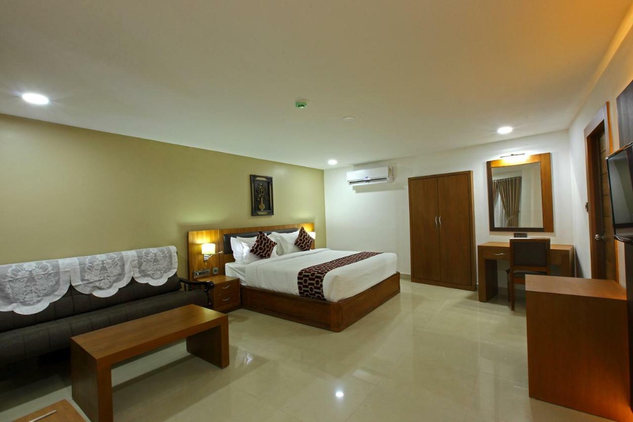 Hotel Rohini International Kallār Esterno foto