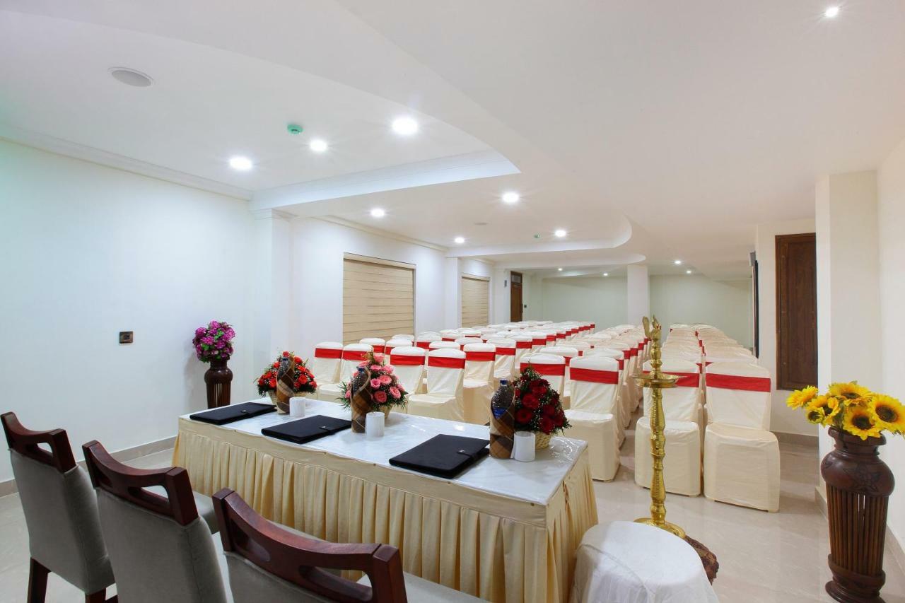 Hotel Rohini International Kallār Esterno foto