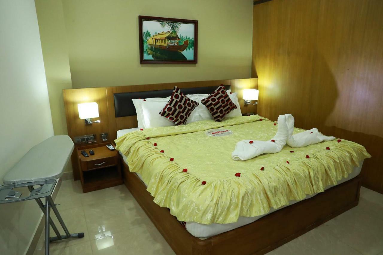 Hotel Rohini International Kallār Esterno foto