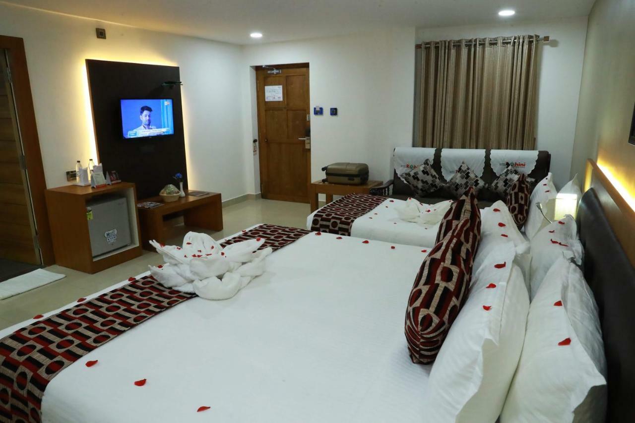 Hotel Rohini International Kallār Esterno foto