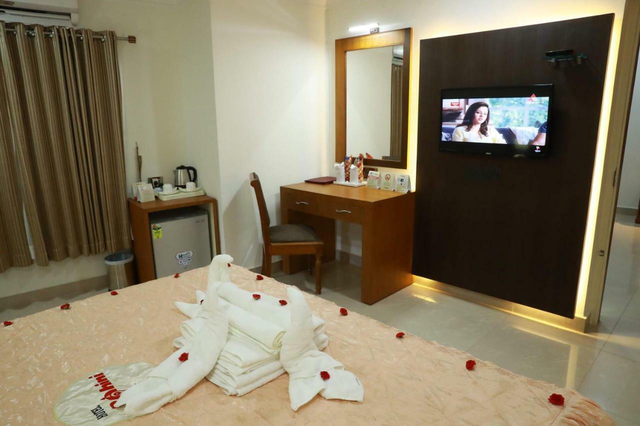 Hotel Rohini International Kallār Esterno foto