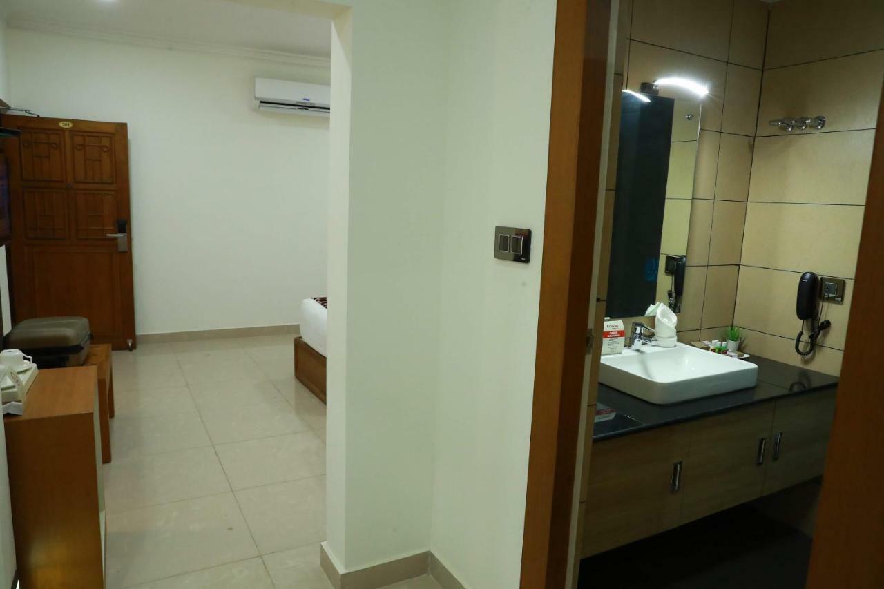 Hotel Rohini International Kallār Esterno foto